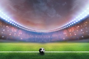 爱游戏中国官方网站-字母哥势不可挡，纳达尔激战巴塞罗那，巅峰对决悬念重重胜负难料